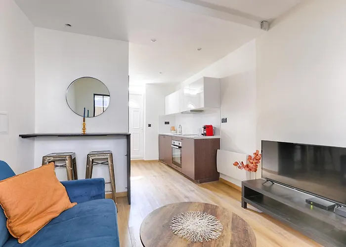 De Charme Au Coeur Des Batignolles Apartmán